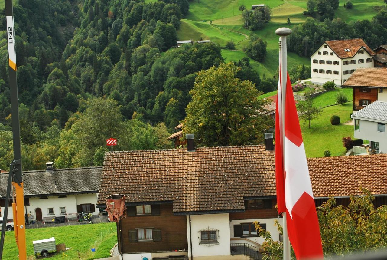 Romantic Room With Private Bathroom Saas im Prattigau Zewnętrze zdjęcie
