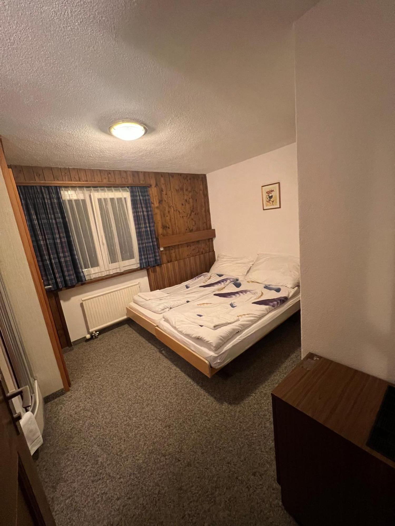 Romantic Room With Private Bathroom Saas im Prattigau Zewnętrze zdjęcie